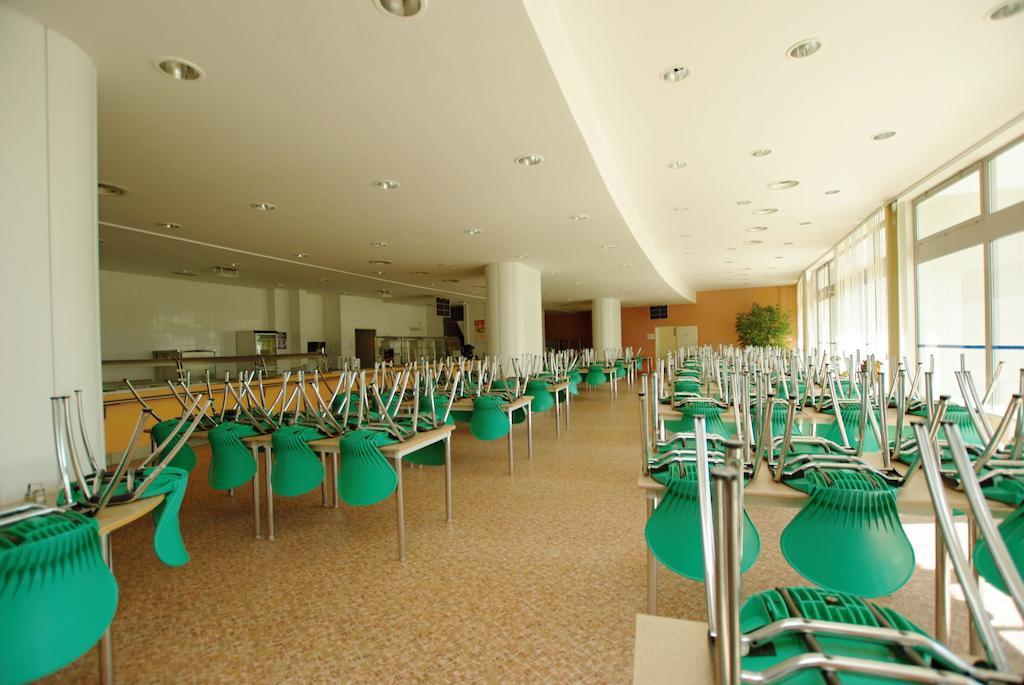 Отель Kolej Akademie Брно Экстерьер фото